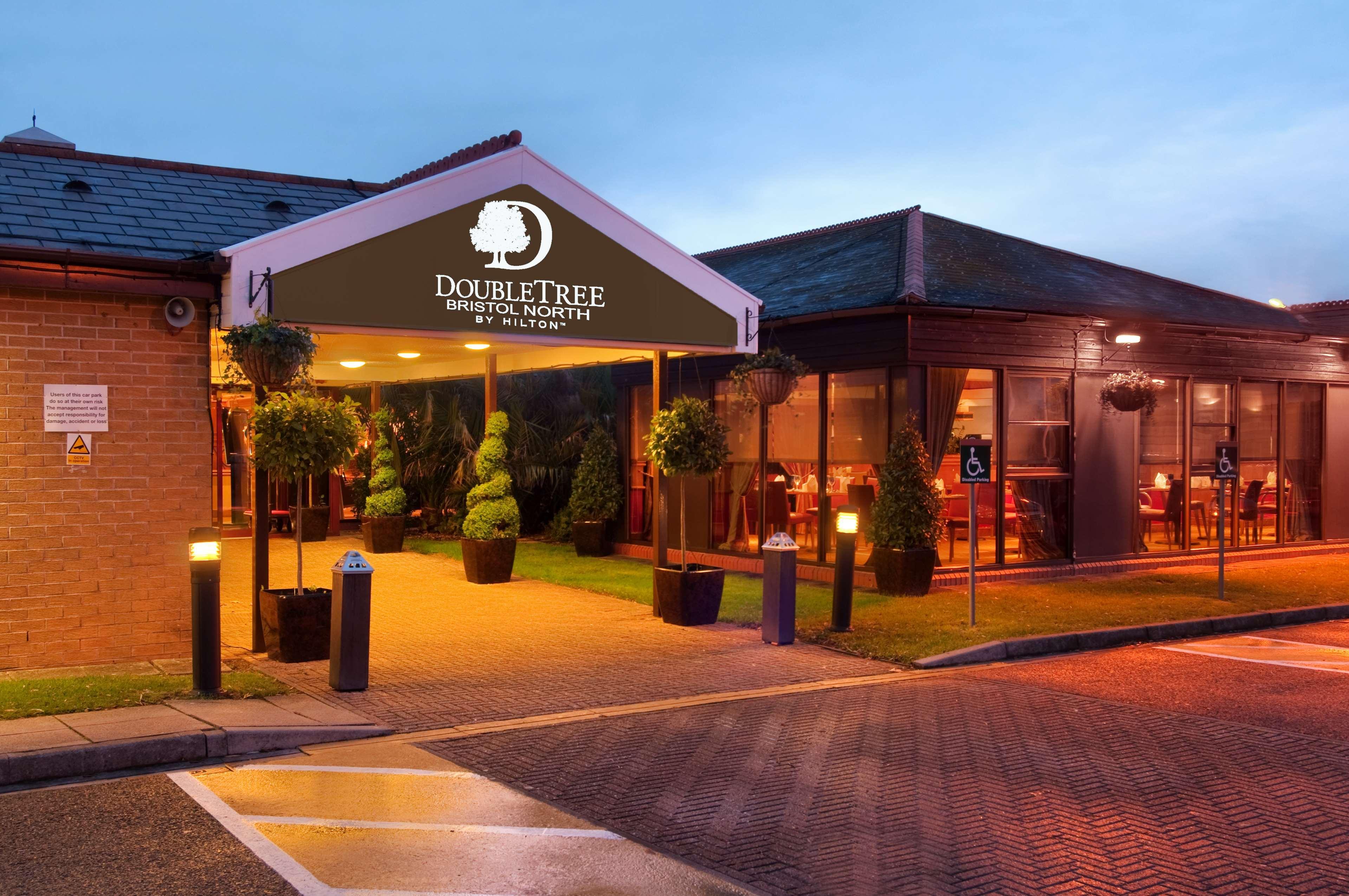 Doubletree By Hilton Bristol North Hotel Almondsbury Exterior photo