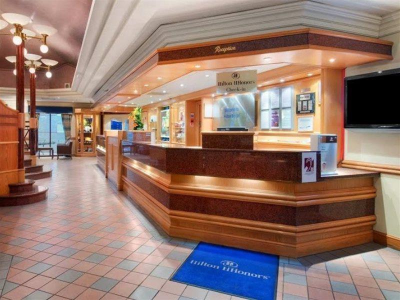 Doubletree By Hilton Bristol North Hotel Almondsbury Exterior photo
